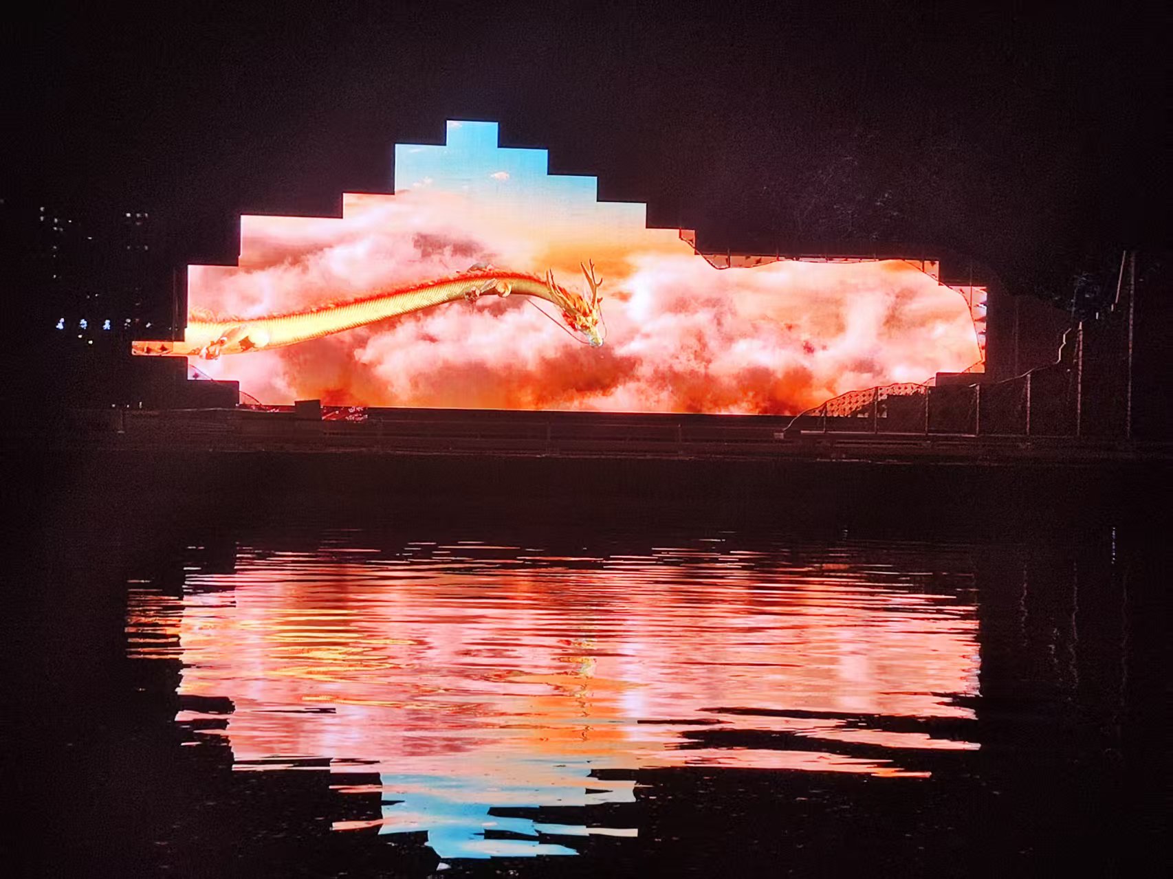 北京户外防水透明屏案例